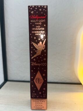 Charlotte Tilbury Spotlight Highlighter in Spotlight